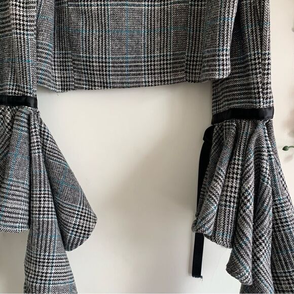 STORETS GRAY TWEED TOP - Picture 8 of 12